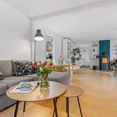 Runhild - 450m From The Sea By Interhome * Bøtø By